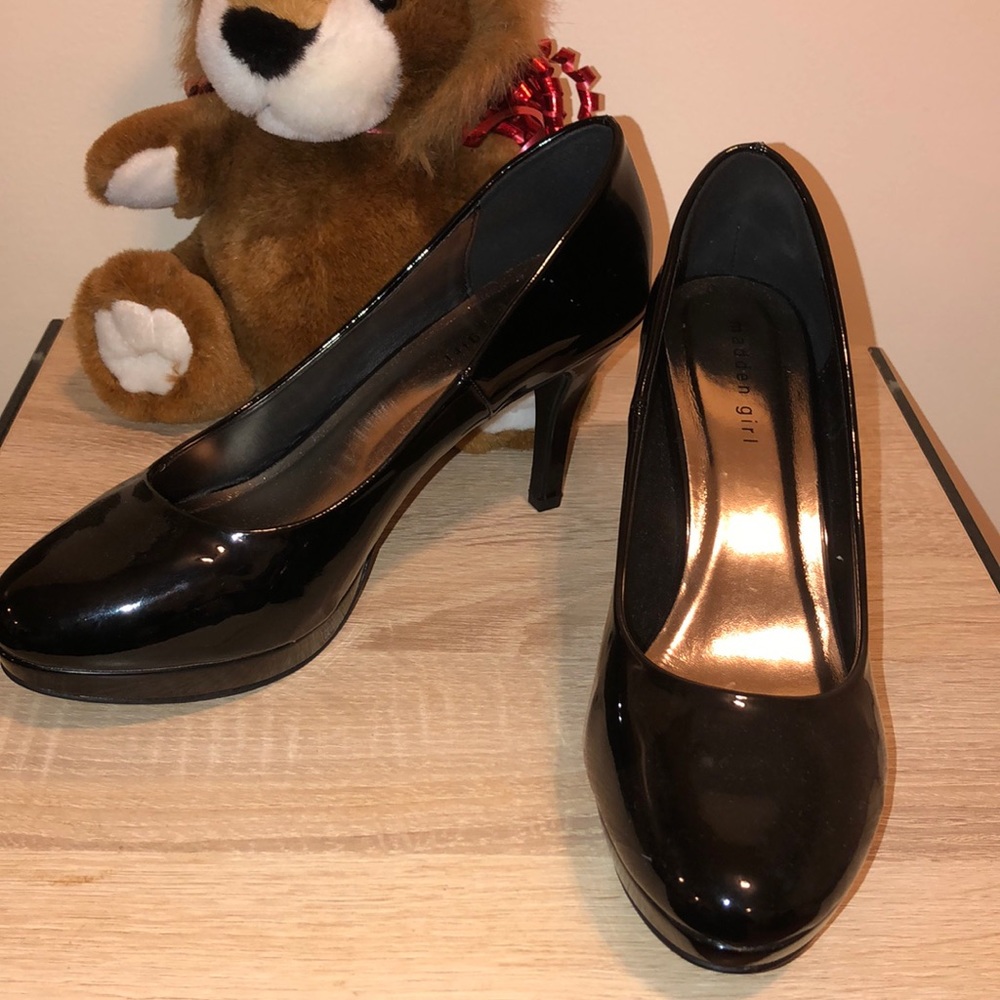 Black Pumps!’ By Madden Girl